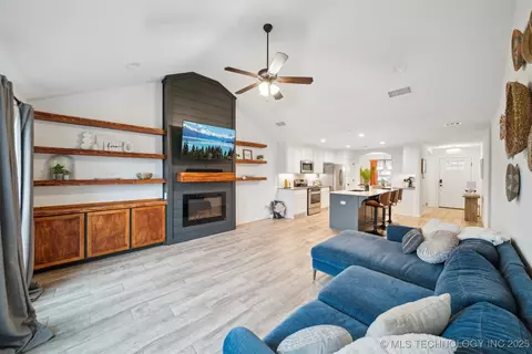 2012 E Union St, Broken Arrow, OK 74011 photo 15