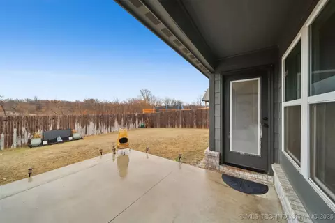 2012 E Union St, Broken Arrow, OK 74011 photo 33