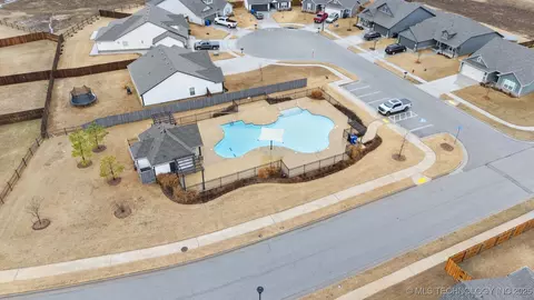2012 E Union St, Broken Arrow, OK 74011 photo 38