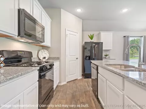 22901 E 106th St S, Broken Arrow, OK 74014 photo 3