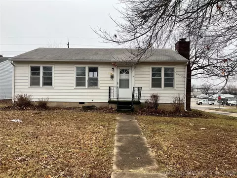 5104 E Cameron St, Tulsa, OK 74115