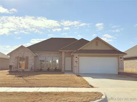 27830 E 109th Pl S, Coweta, OK 74429