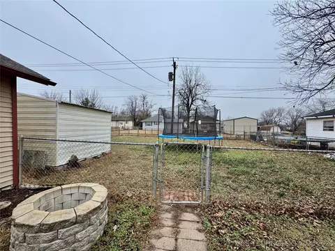 831 E Cherry St, Cushing, OK 74023 photo 36