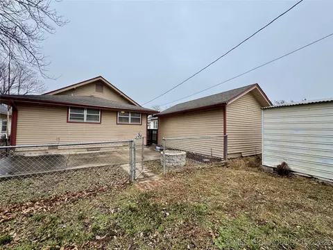 831 E Cherry St, Cushing, OK 74023 photo 39
