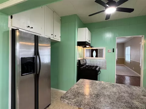831 E Cherry St, Cushing, OK 74023 photo 16