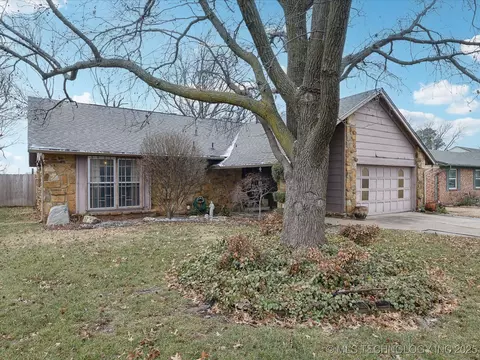 12008 E 39th St, Tulsa, OK 74146 photo 3