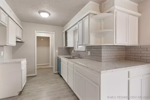 12334 E 13th Pl, Tulsa, OK 74128 photo 7
