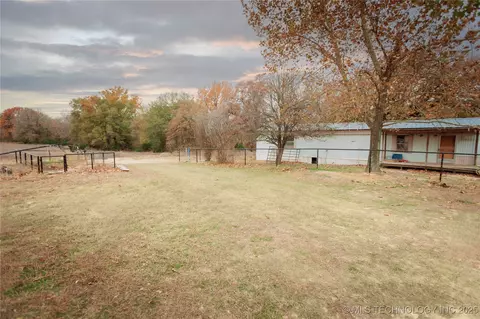 1686 Ward Springs Rd, Stuart, OK 74570 photo 44