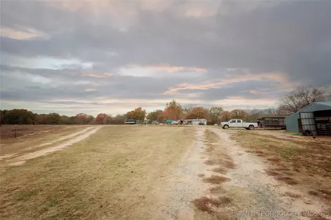 1686 Ward Springs Rd, Stuart, OK 74570 photo 40