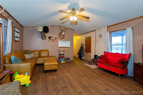 1686 Ward Springs Rd, Stuart, OK 74570 photo 3