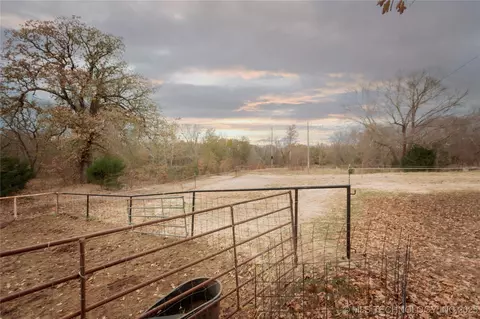1686 Ward Springs Rd, Stuart, OK 74570 photo 59