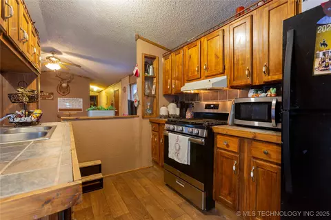 1686 Ward Springs Rd, Stuart, OK 74570 photo 8