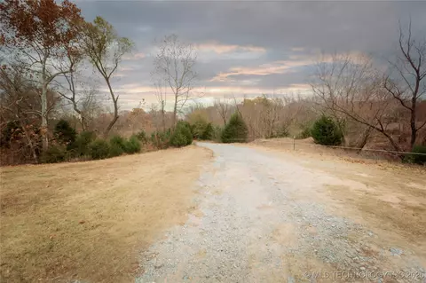 1686 Ward Springs Rd, Stuart, OK 74570 photo 41