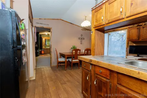 1686 Ward Springs Rd, Stuart, OK 74570 photo 6