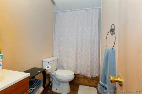 1686 Ward Springs Rd, Stuart, OK 74570 photo 16