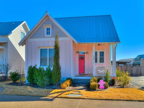 45 Center Ln S, Carlton Landing, OK 74432 photo 1