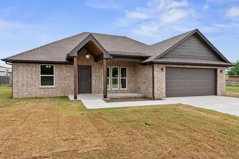 809 NE 4th St, Wagoner, OK 74467 photo 16