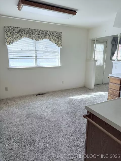 9418 E 36th St, Tulsa, OK 74145 photo 7