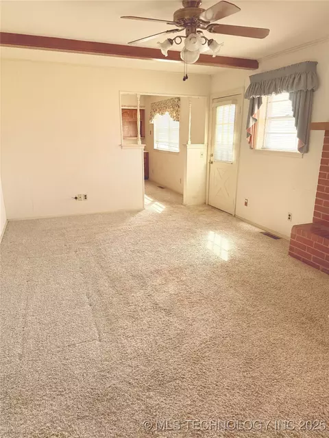 9418 E 36th St, Tulsa, OK 74145 photo 2