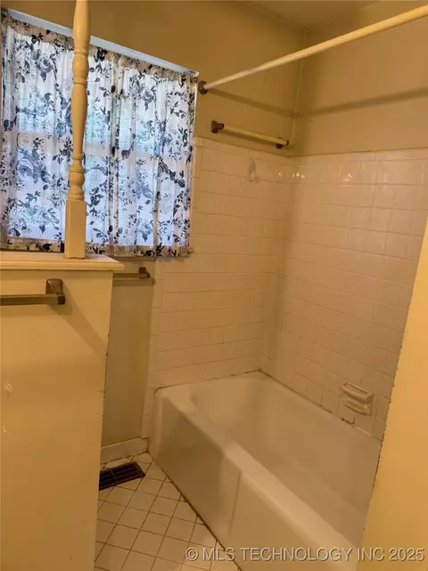 9418 E 36th St, Tulsa, OK 74145 photo 17
