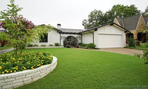 1712 S Delaware Ave, Tulsa, OK 74104