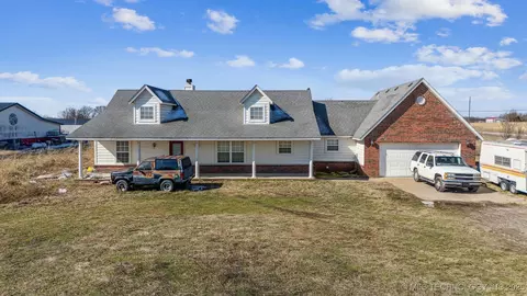 11112 S 353rd East Ave, Coweta, OK 74429