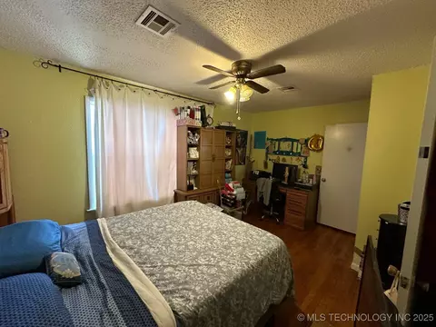 19 S Edith St, Pryor, OK 74361 photo 6