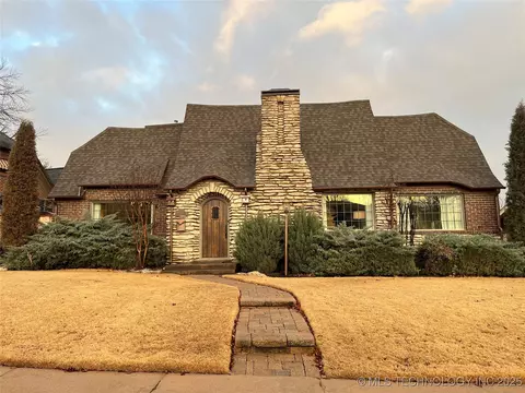 2421 S Troost Ave, Tulsa, OK 74114