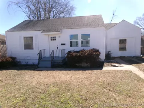 3832 E 21st Pl, Tulsa, OK 74114 photo 1