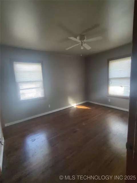8924 E Marshall Pl, Tulsa, OK 74115 photo 10