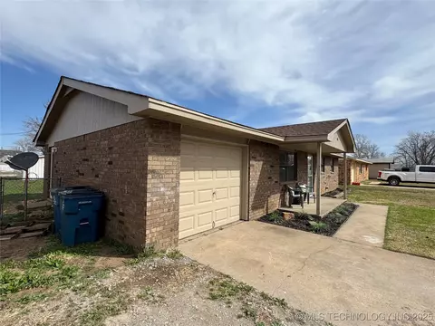 1418 E Maple St, Cushing, OK 74023 photo 48