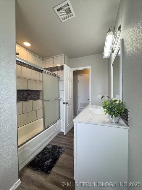 1418 E Maple St, Cushing, OK 74023 photo 31