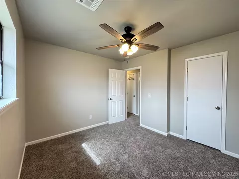 1418 E Maple St, Cushing, OK 74023 photo 27