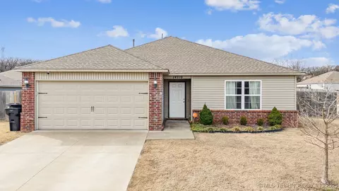 14710 S 276th East Ave, Coweta, OK 74429