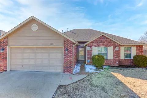 11224 S 275th East Ave E, Coweta, OK 74429