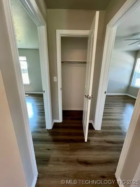 712 Pemberly, Colbert, OK 74733 photo 9