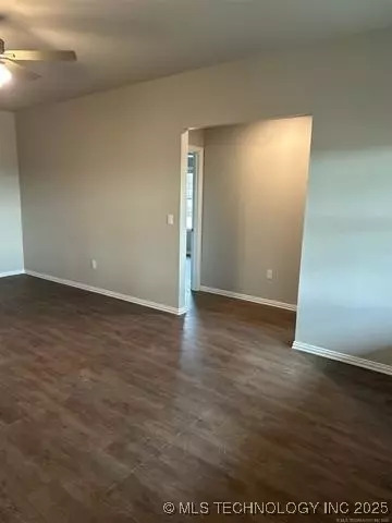 712 Pemberly, Colbert, OK 74733 photo 5
