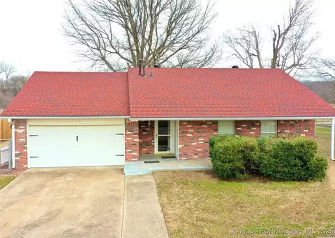 1909 S 143rd East Ave, Tulsa, OK 74108