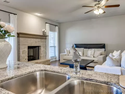 13401 E 44th St, Tulsa, OK 74134 photo 22