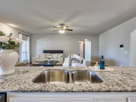 13401 E 44th St, Tulsa, OK 74134 photo 32