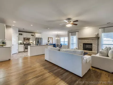 13401 E 44th St, Tulsa, OK 74134 photo 16