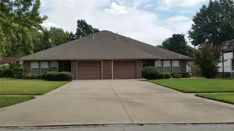 121 S Vann Street 123, Pryor, OK 74361