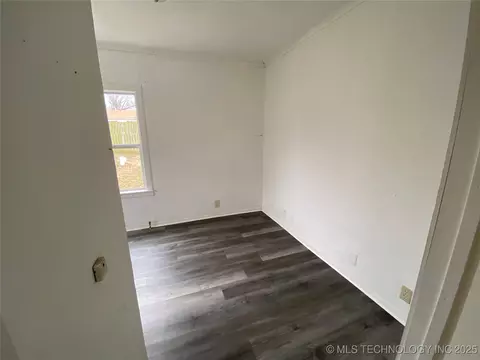 305 E Greeley St, Broken Arrow, OK 74012 photo 12