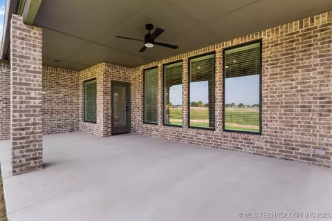 687 E 148th Pl S, Glenpool, OK 74033 photo 37