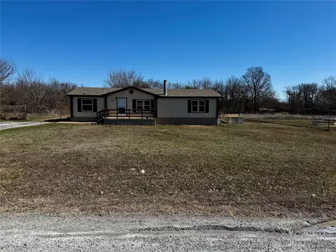 46 Sun Prairie St, Pryor, OK 74361