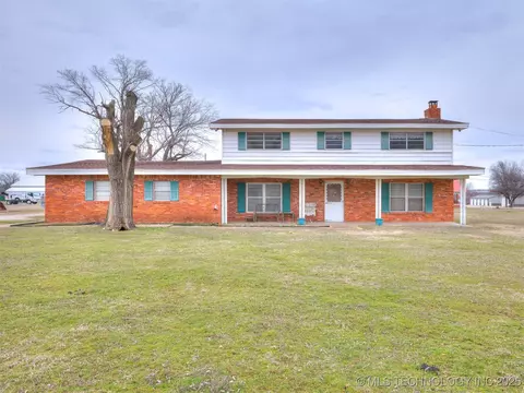 700 S 156th St E, Tulsa, OK 74108