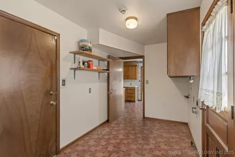 2110 E 52nd Pl, Tulsa, OK 74105 photo 26
