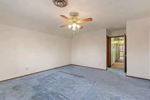 2110 E 52nd Pl, Tulsa, OK 74105 photo 40