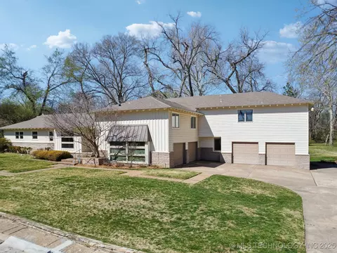 3121 E 33rd St, Tulsa, OK 74105 photo 2