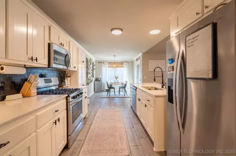 3623 E Cherry Hill Ct, Broken Arrow, OK 74014 photo 13